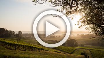 2023 Mahindra XUV700 AX7L Auto